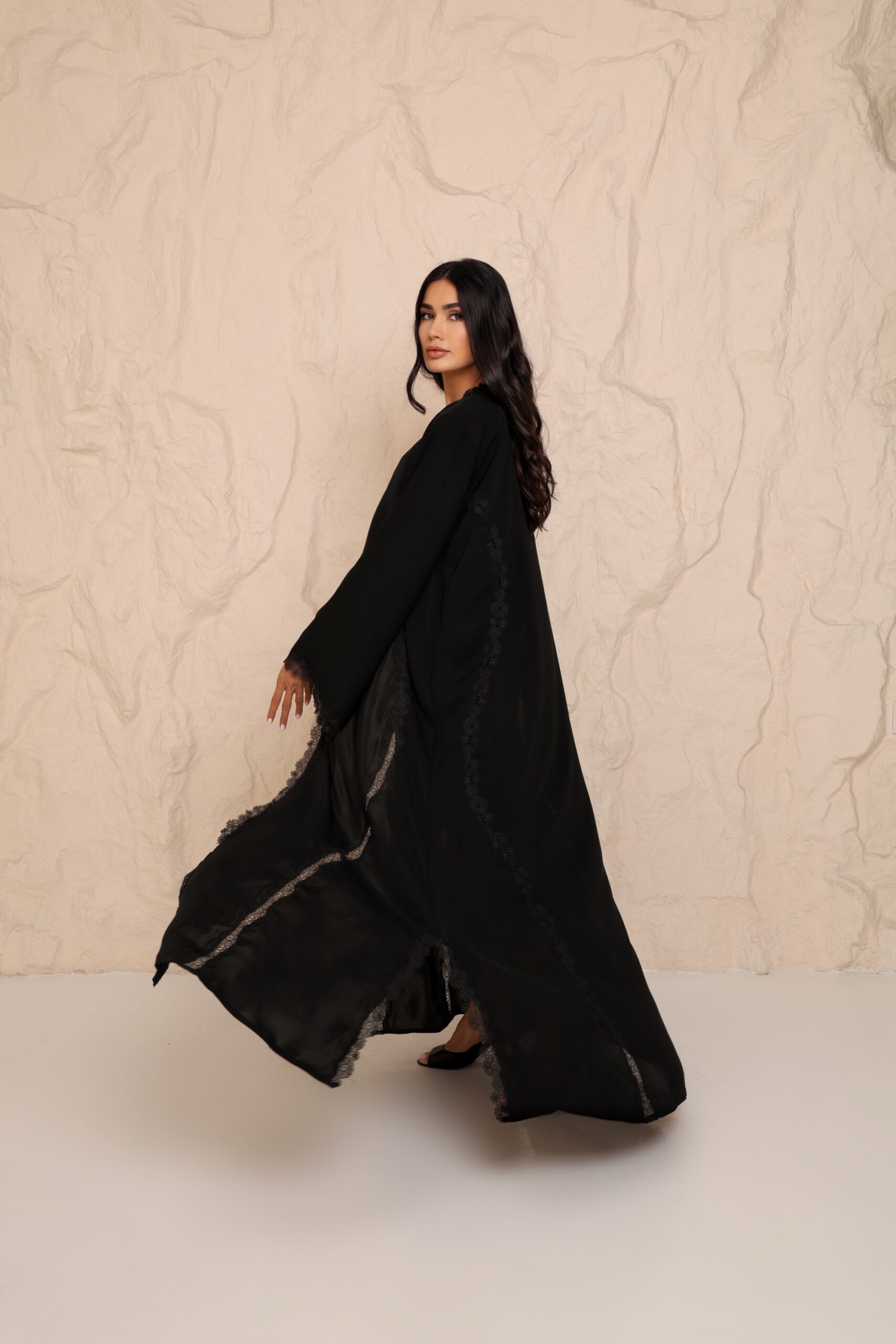 img_3928 LATIFA - BLACK - Image 1